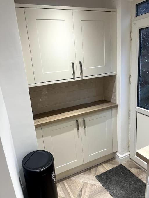 Modern Welsh Cottage Porth  Экстерьер фото